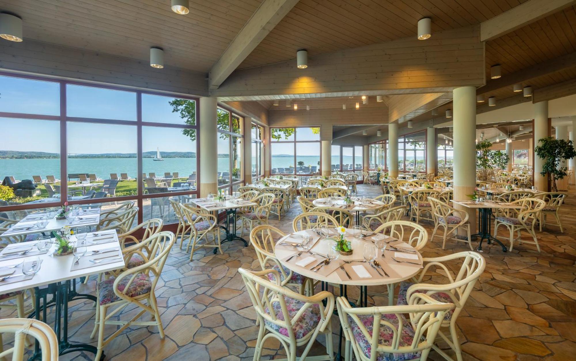 Hotel Club Tihany Eksteriør billede